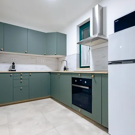 Borg Apartmanok Cegled Exterior photo